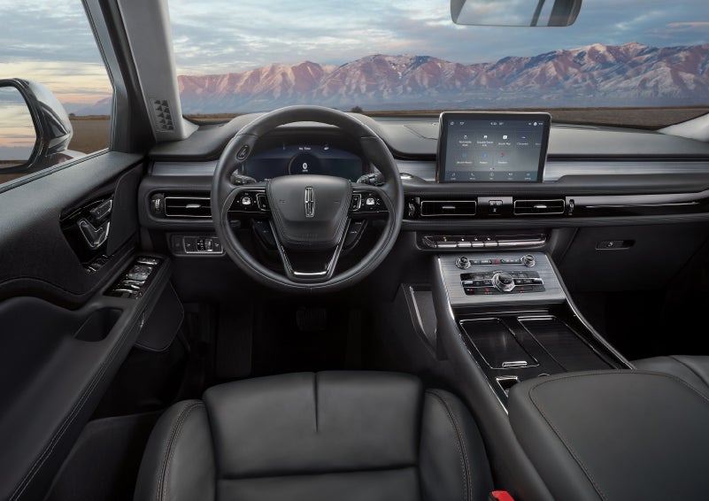 The interior of a Lincoln Aviator® SUV is shown | Doggett Lincoln of Beaumont in Beaumont TX